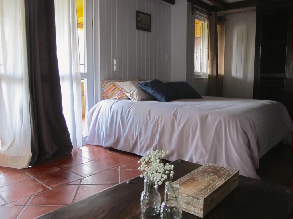 莫尼兹港 Bisbis House旅馆 外观 照片