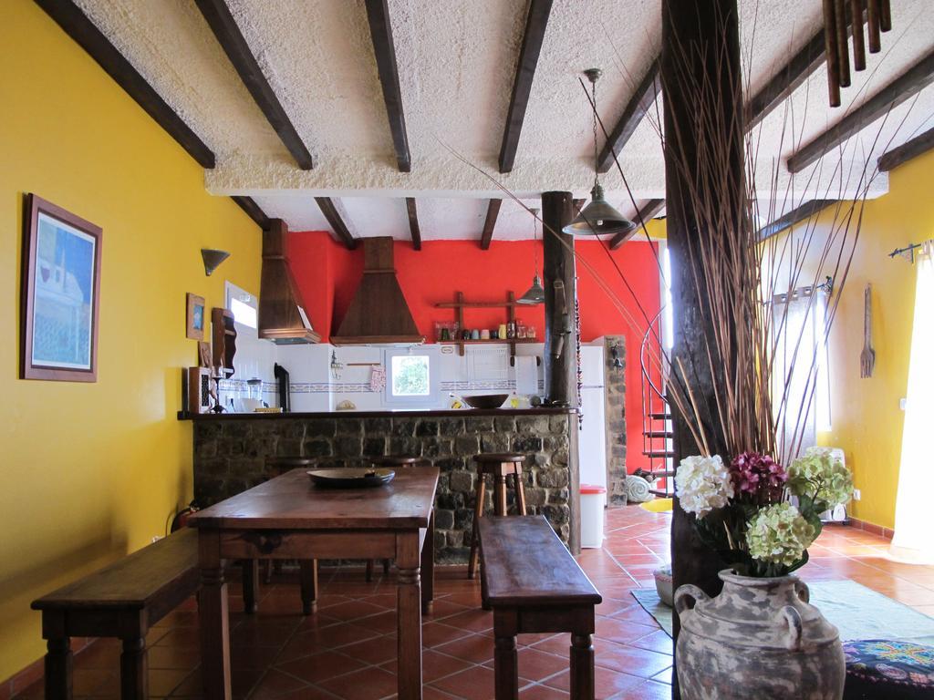 莫尼兹港 Bisbis House旅馆 外观 照片